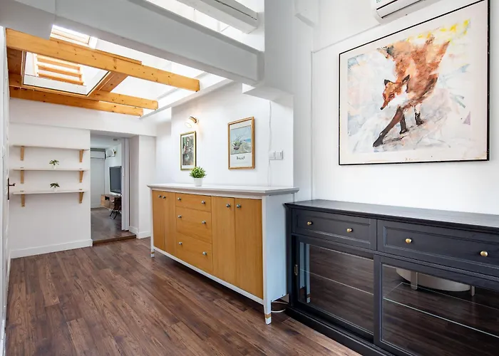 아파트 Lovag Loft - Quiet, Spacious And Bright
