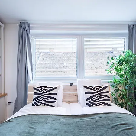 Lovag Loft - Quiet, Spacious And Bright * Boedapest